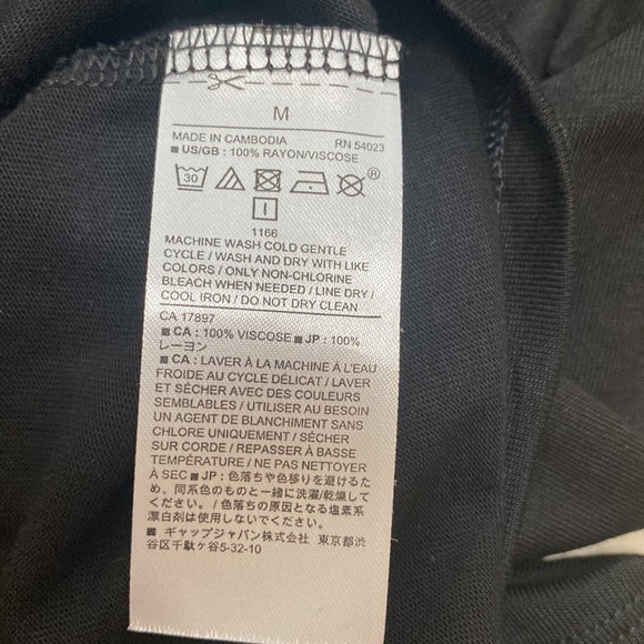 Banana Republic Womens M Black Faux Wrap feel Blouse. - Picture 8 of 8